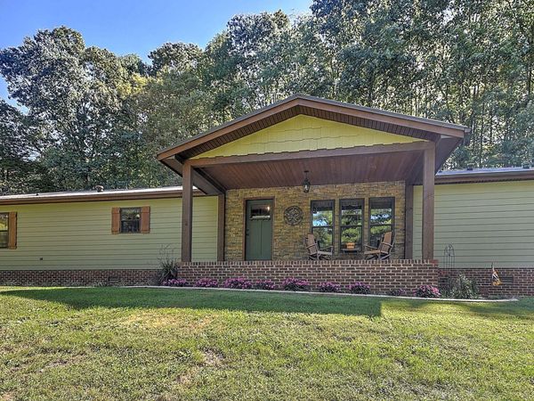 5256 Rich Valley Road, Bristol, VA 24202