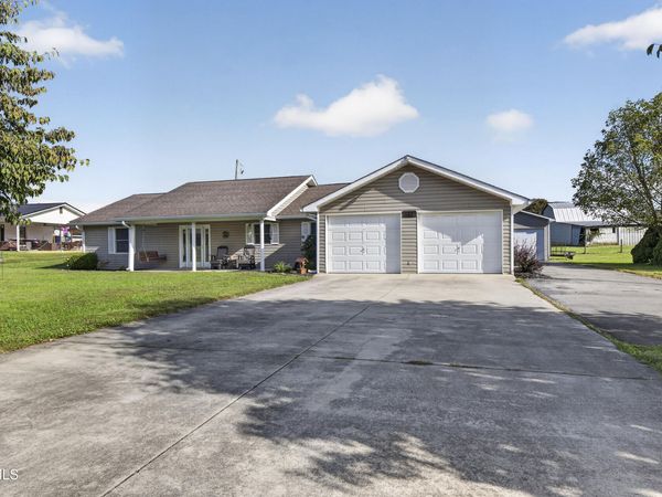 637 Violet Lane, Marion, VA 24354