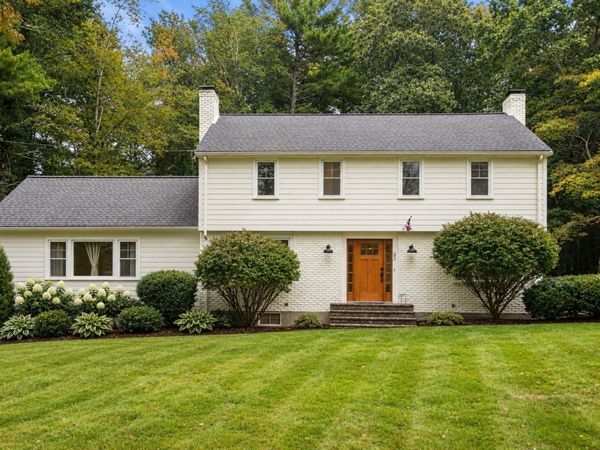 22 Townsend Dr, West Boylston, MA 01583