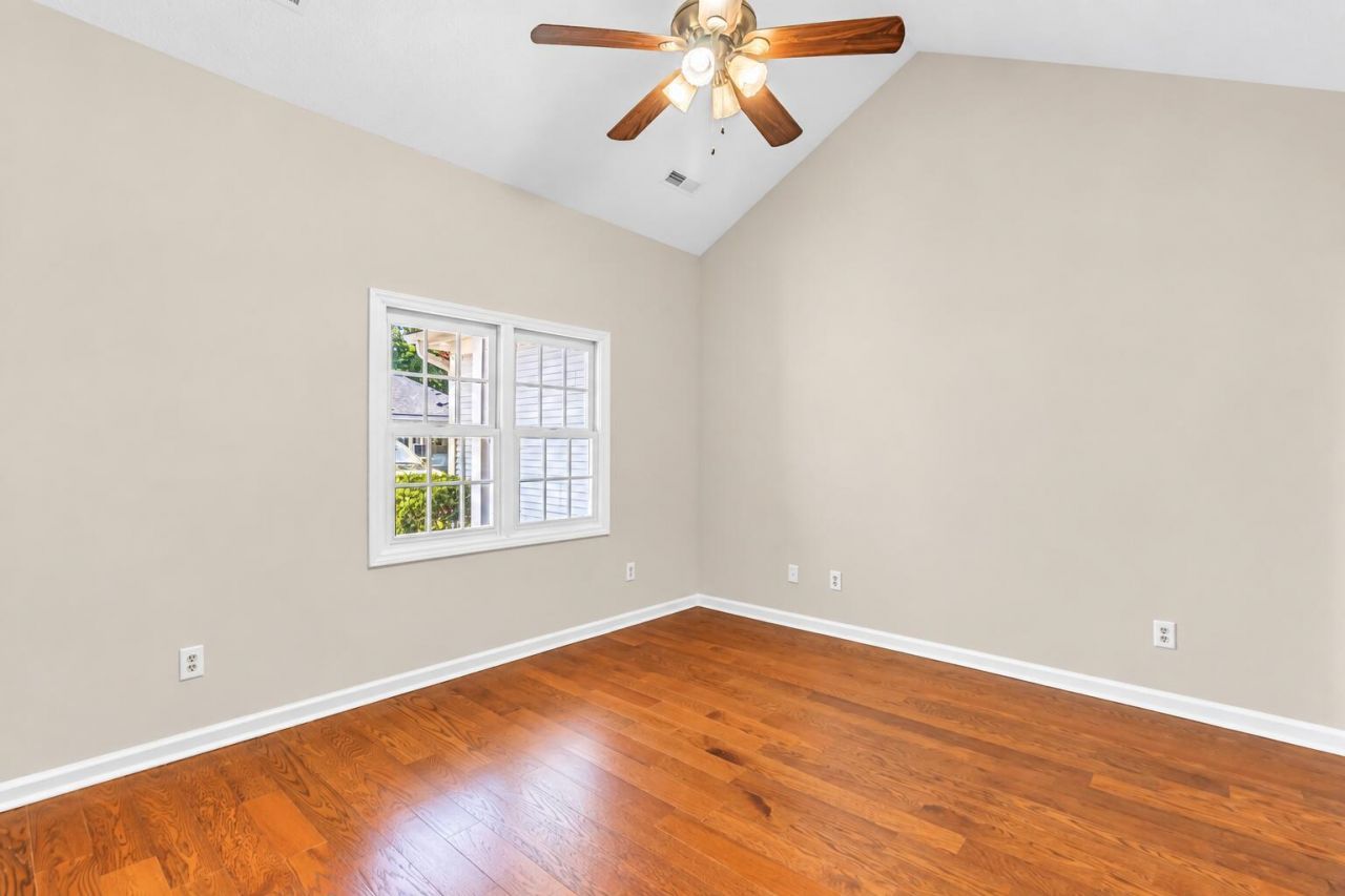 2455 Deer Ridge Lane Photo 9
