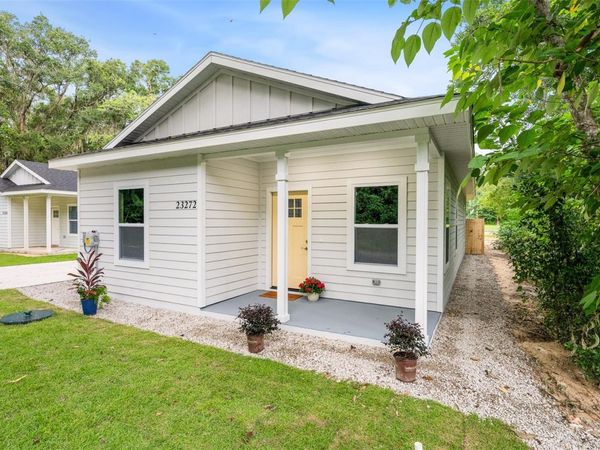 1507 NE 6TH PLACE , GAINESVILLE, FL 32641