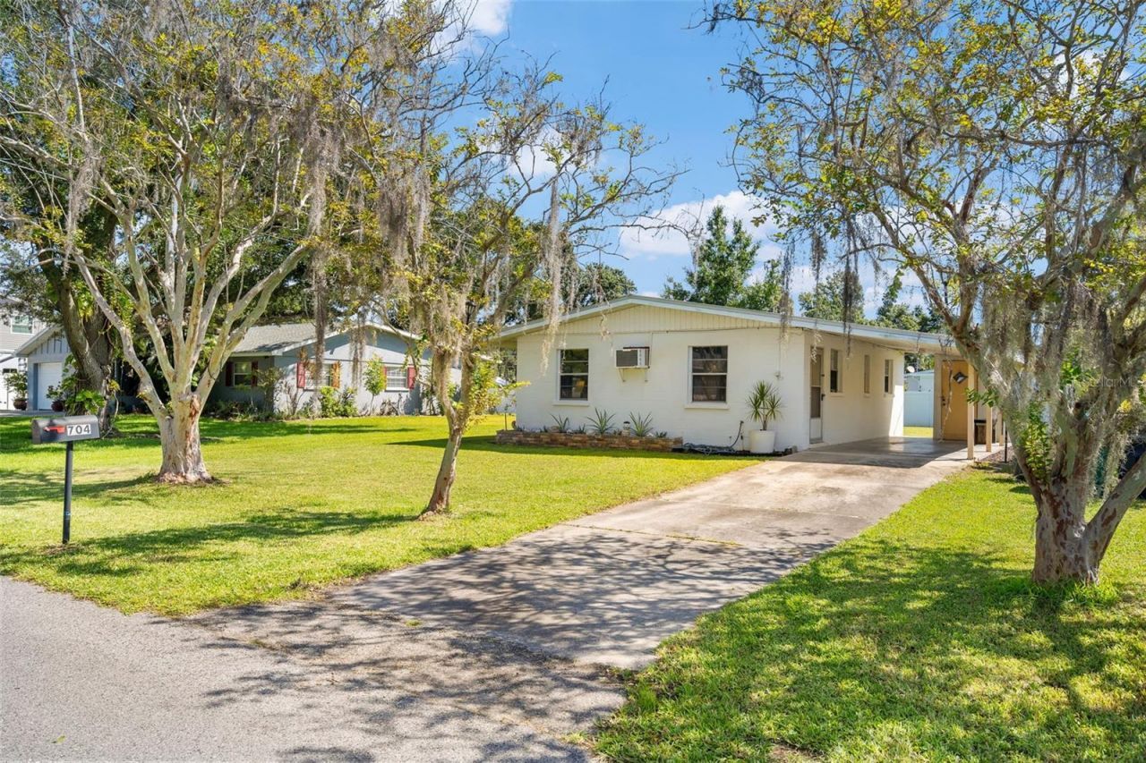 704 19th Avenue W, Palmetto, FL 34221 Photo