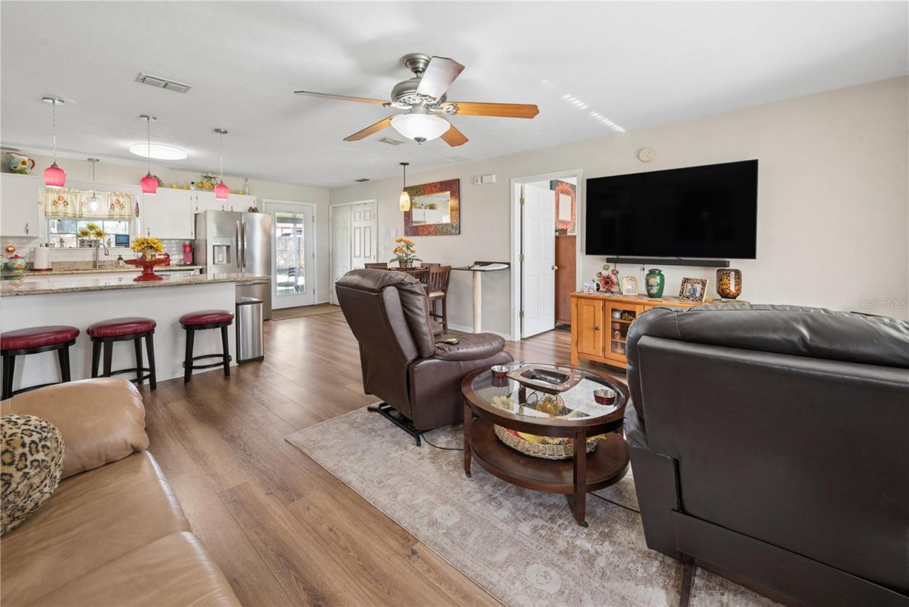 7432 SE 30th Street, Trenton, FL 32693 Photo
