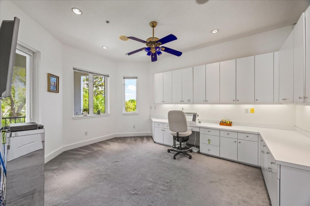 1058 Roundstone Place, Palm Harbor, FL 34683 Photo