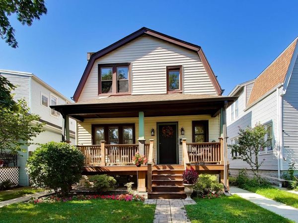 5426 N Lovejoy Avenue , Chicago, IL 60630