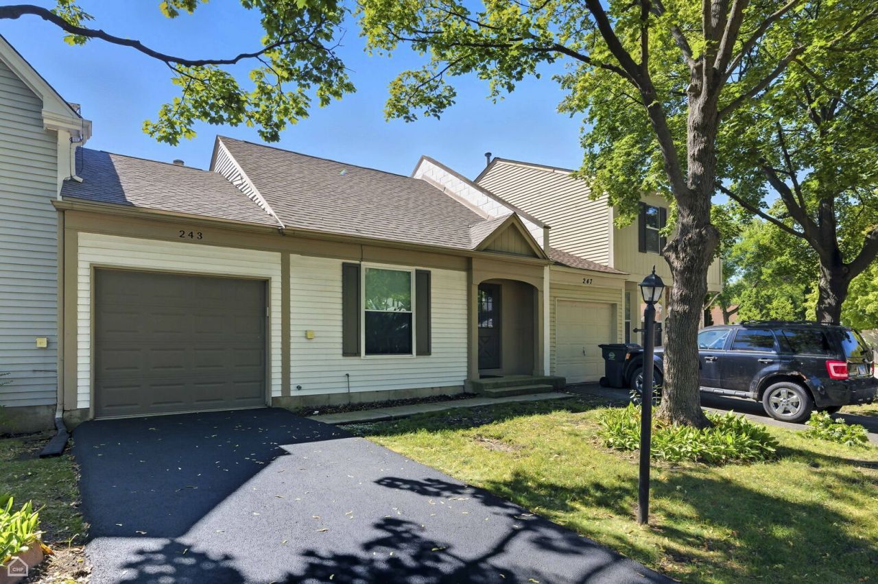 243 W Denton Avenue, Palatine, IL 60067 Main Photo