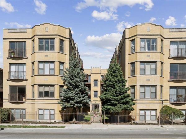 3012 W Addison Street, Unit 3N, Chicago, IL 60618
