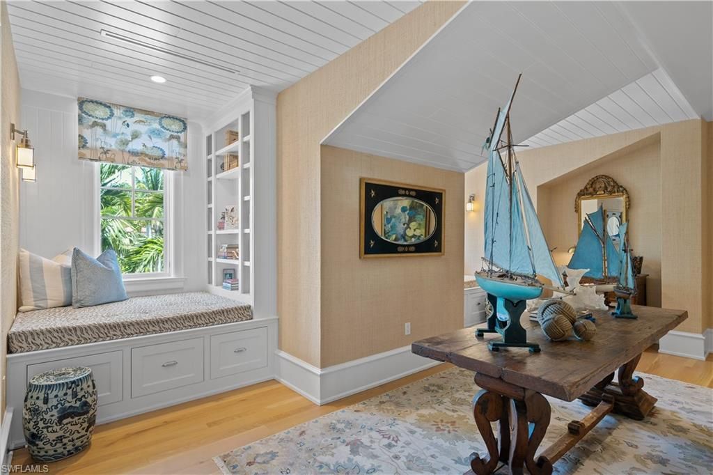 1963 Gulf Shore Blvd S, Naples, FL 34102 Photo