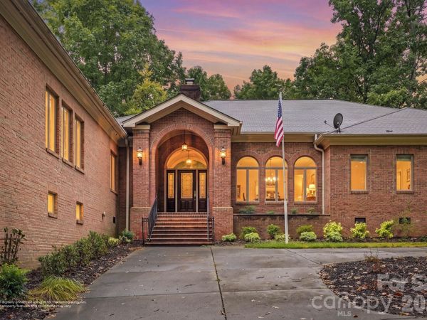 935 Woods Loop, Waxhaw, NC 28173