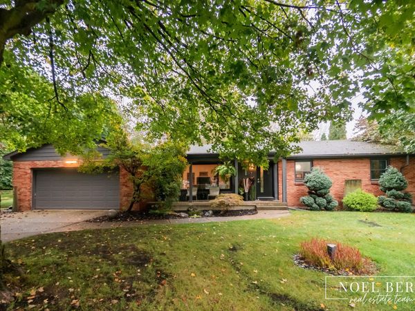 13820 Windemere Drive NW, Grand Rapids, MI 49534