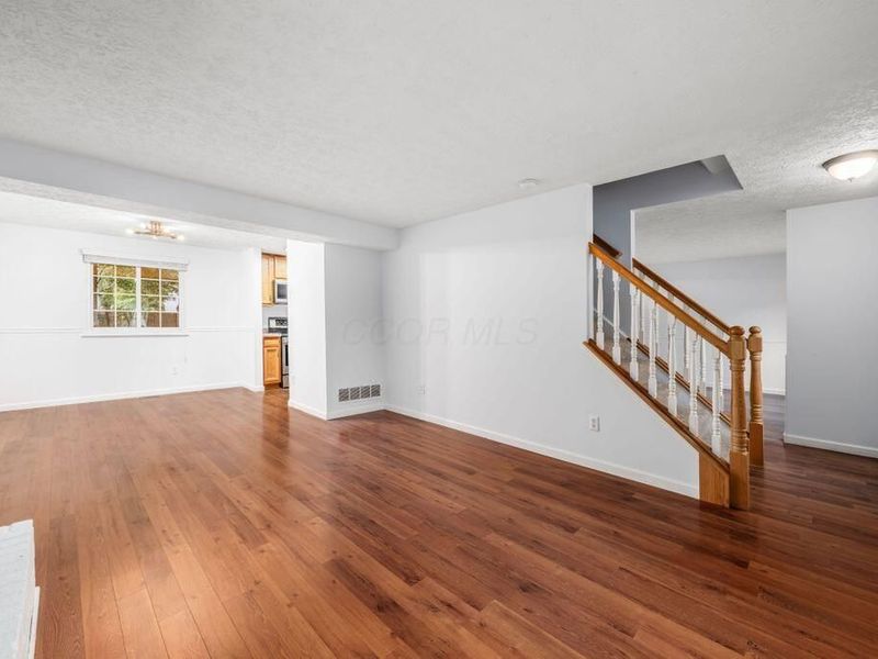 3841 Orange Blossom Lane, Gahanna, OH 43230 Photo 5
