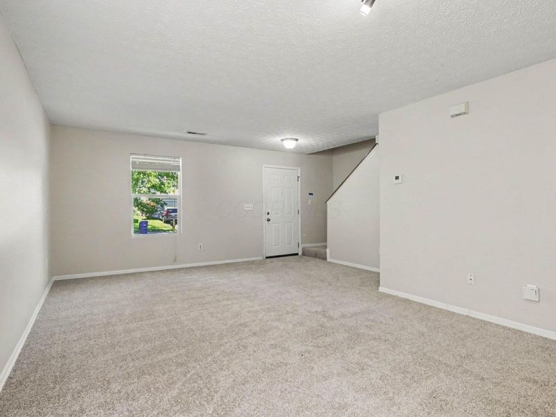 7512 Hemrich Drive , Canal Winchester, OH 43110 Photo 15