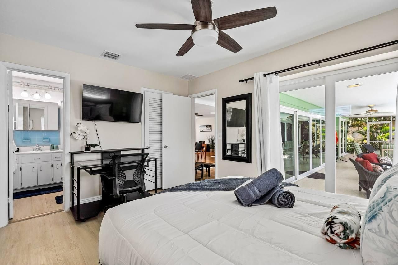 430 NE 43rd Street, Boca Raton, FL 33431 Photo
