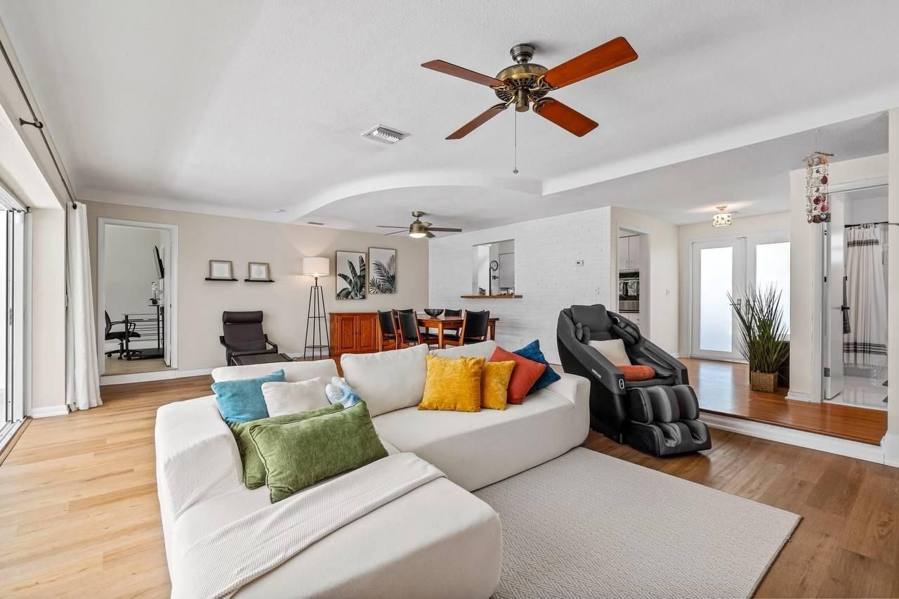 430 NE 43rd Street, Boca Raton, FL 33431 Photo