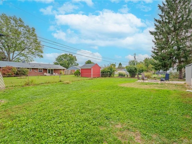 549 Locust Lane, Troy, OH 45373 Photo 10