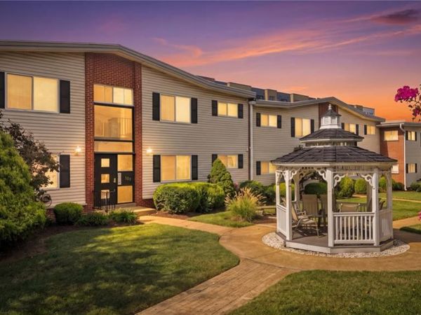 109 E Washington Avenue, Unit 1N, St Louis, MO 63122