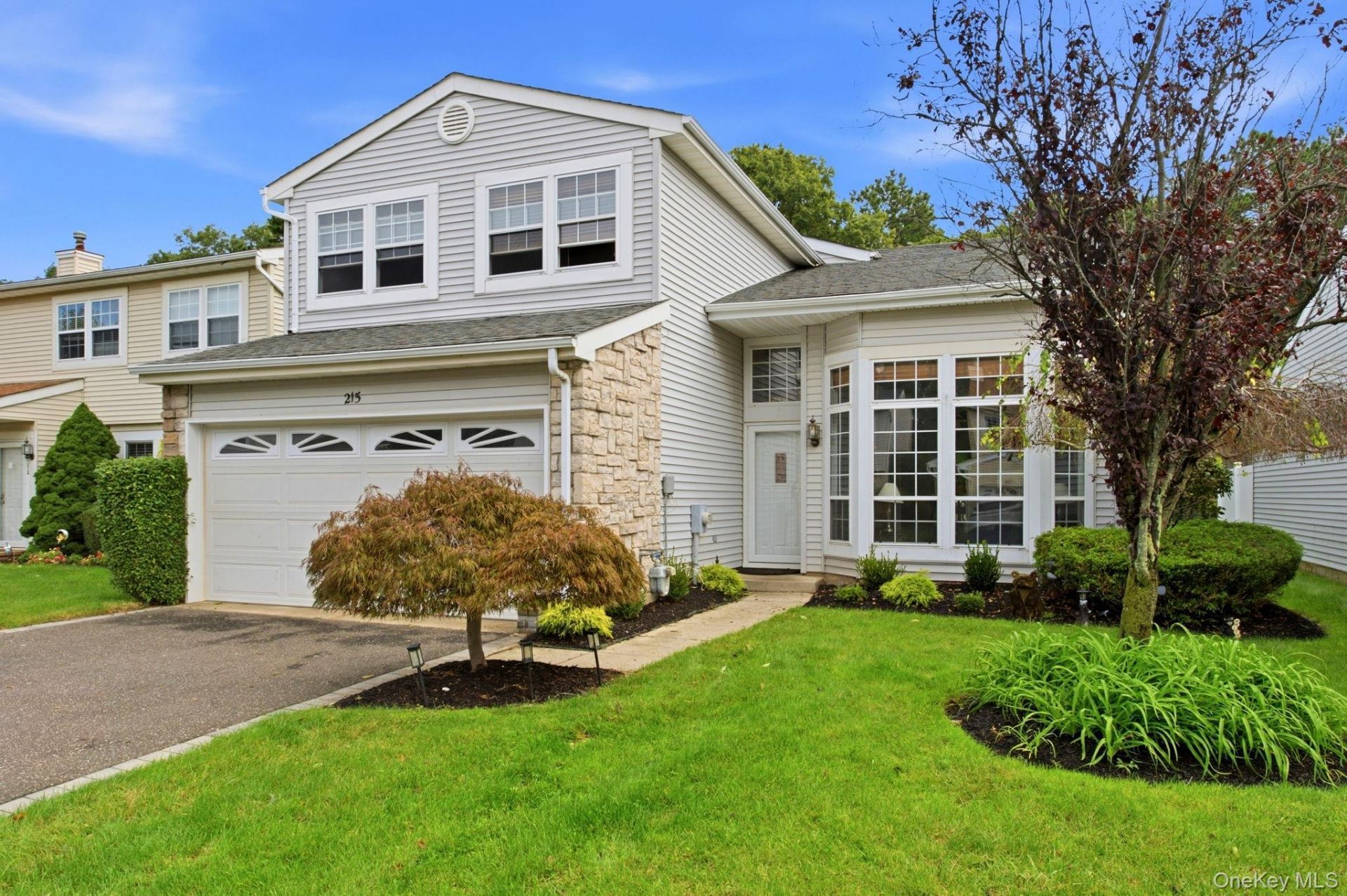 215 Fairfield Drive E