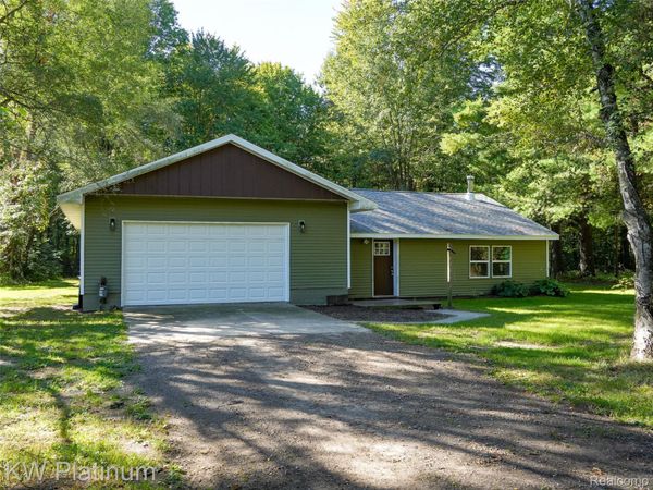 5167 Howard Road, Kimball Township, Mi 48074