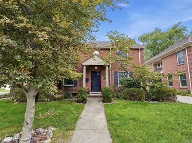 10154 Ludlow Avenue, Huntington Woods, Mi 48070