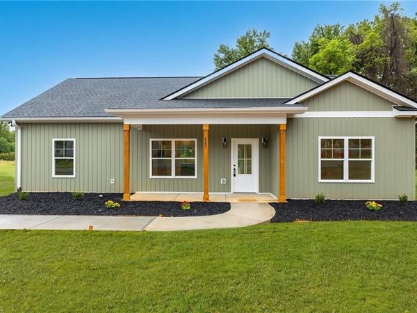 425 N Smith Street , Liberty, NC 27298
