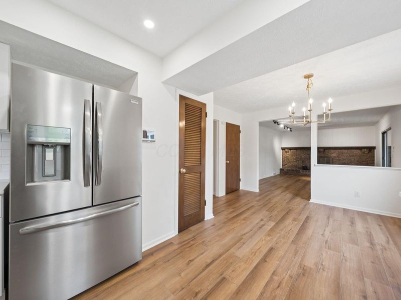 2900 Granada Hills Drive, Columbus, OH 43231 Photo 11