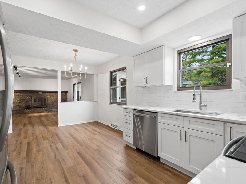 2900 Granada Hills Drive, Columbus, OH 43231 Photo 15