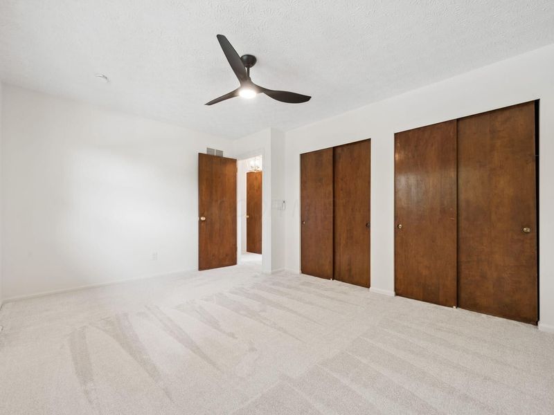2900 Granada Hills Drive, Columbus, OH 43231 Photo 28