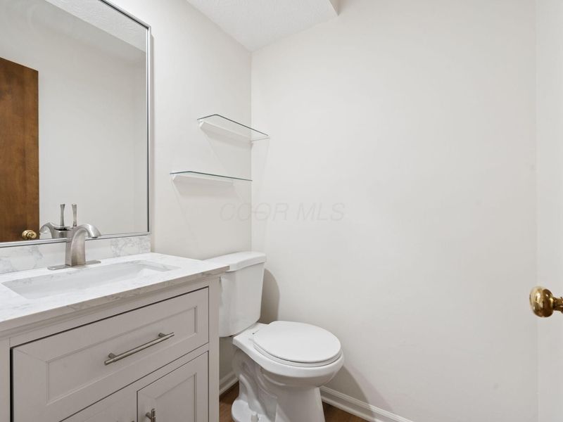 2900 Granada Hills Drive, Columbus, OH 43231 Photo 43