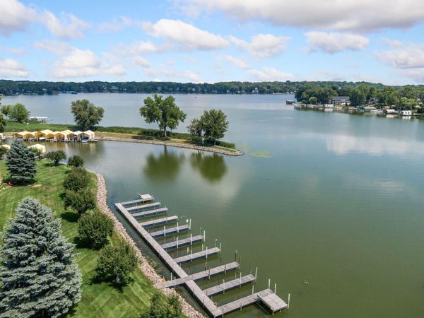 5410 Three Points Boulevard, Unit 434, Mound, MN 55364
