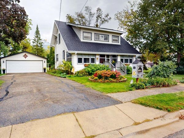 148 2nd Avenue SW, Alden, MN 56009