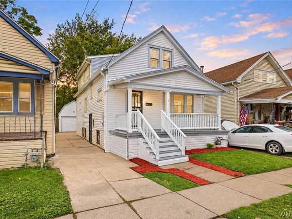 61 Roosevelt Avenue , Buffalo, NY 14215