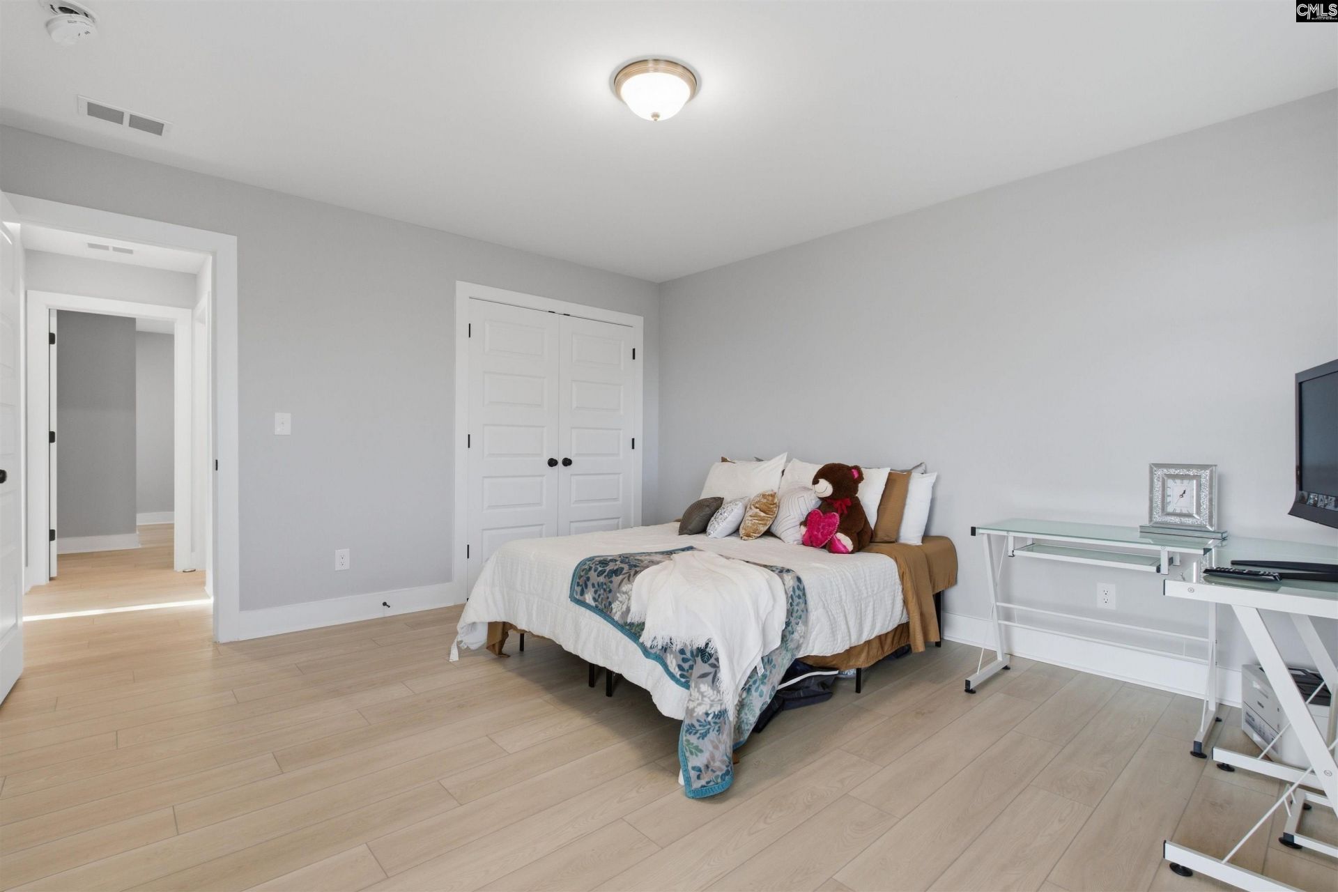 805 Winsham Drive Photo 29