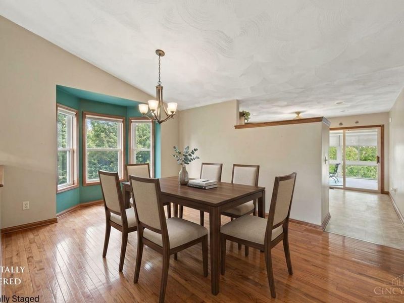 5460 Lakefront Drive, Green Township, OH 45247 Photo 22