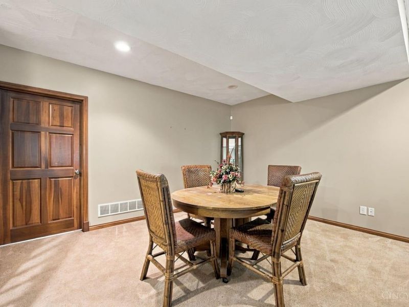 5460 Lakefront Drive, Green Township, OH 45247 Photo 37