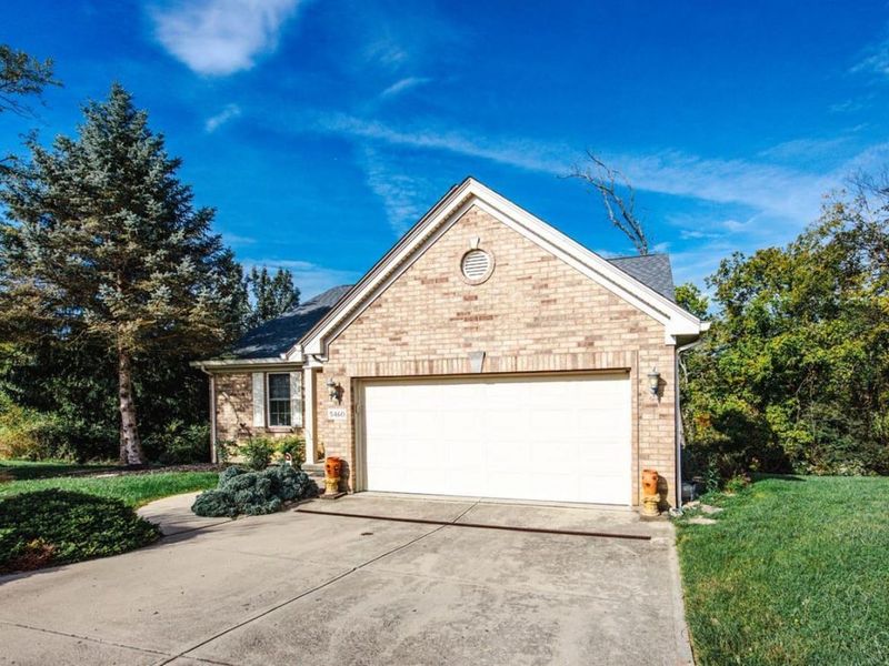 5460 Lakefront Drive, Green Township, OH 45247 Photo 4