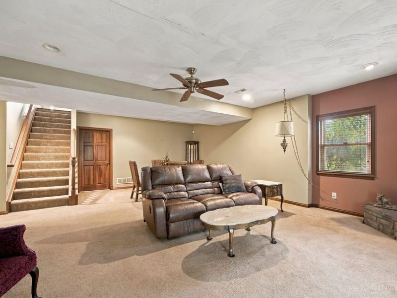 5460 Lakefront Drive, Green Township, OH 45247 Photo 40