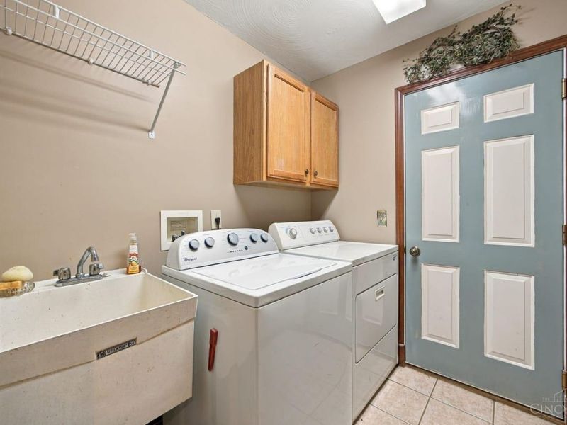 5460 Lakefront Drive, Green Township, OH 45247 Photo 44