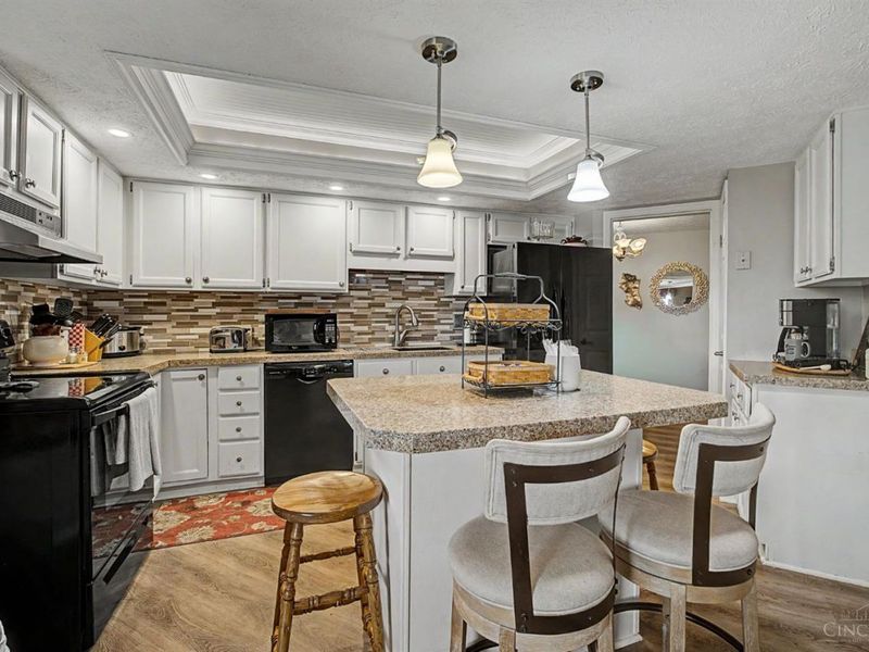 755 Hidden Circle, Washington Township, OH 45458 Photo 7