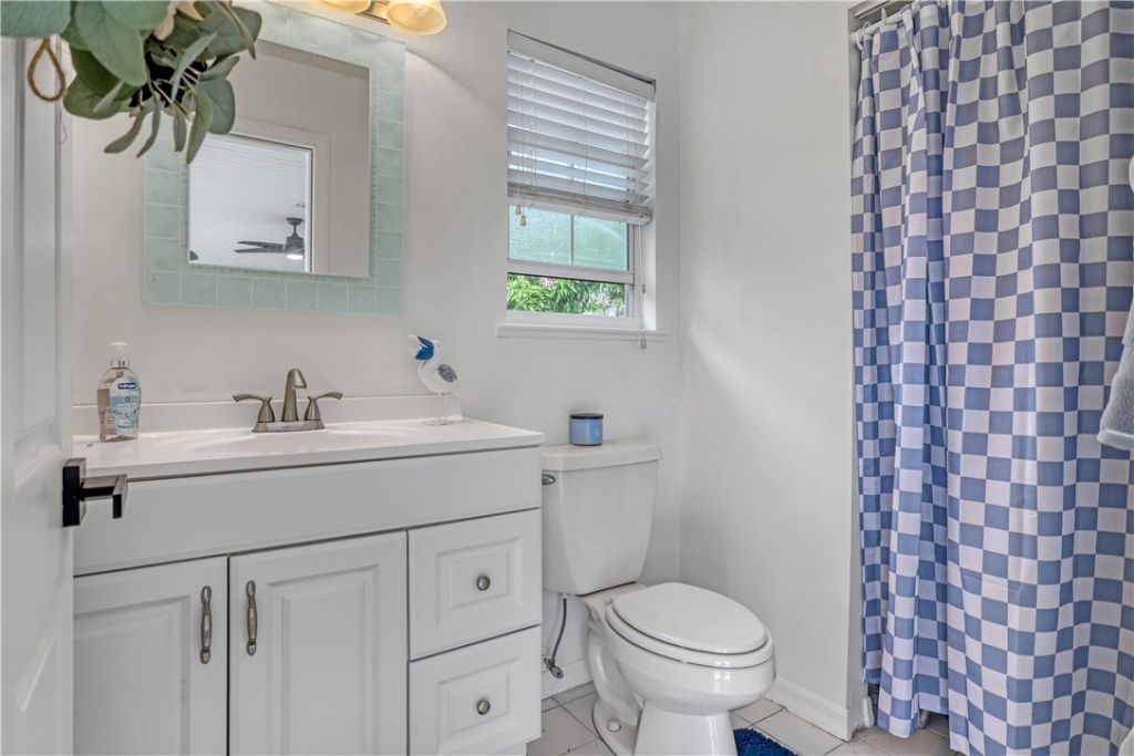 950 Genesee Avenue, Sebastian, FL 32958 Photo