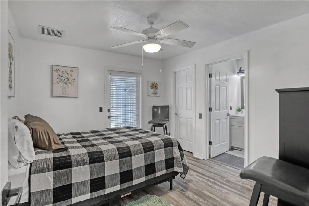 950 Genesee Avenue, Sebastian, FL 32958 Photo