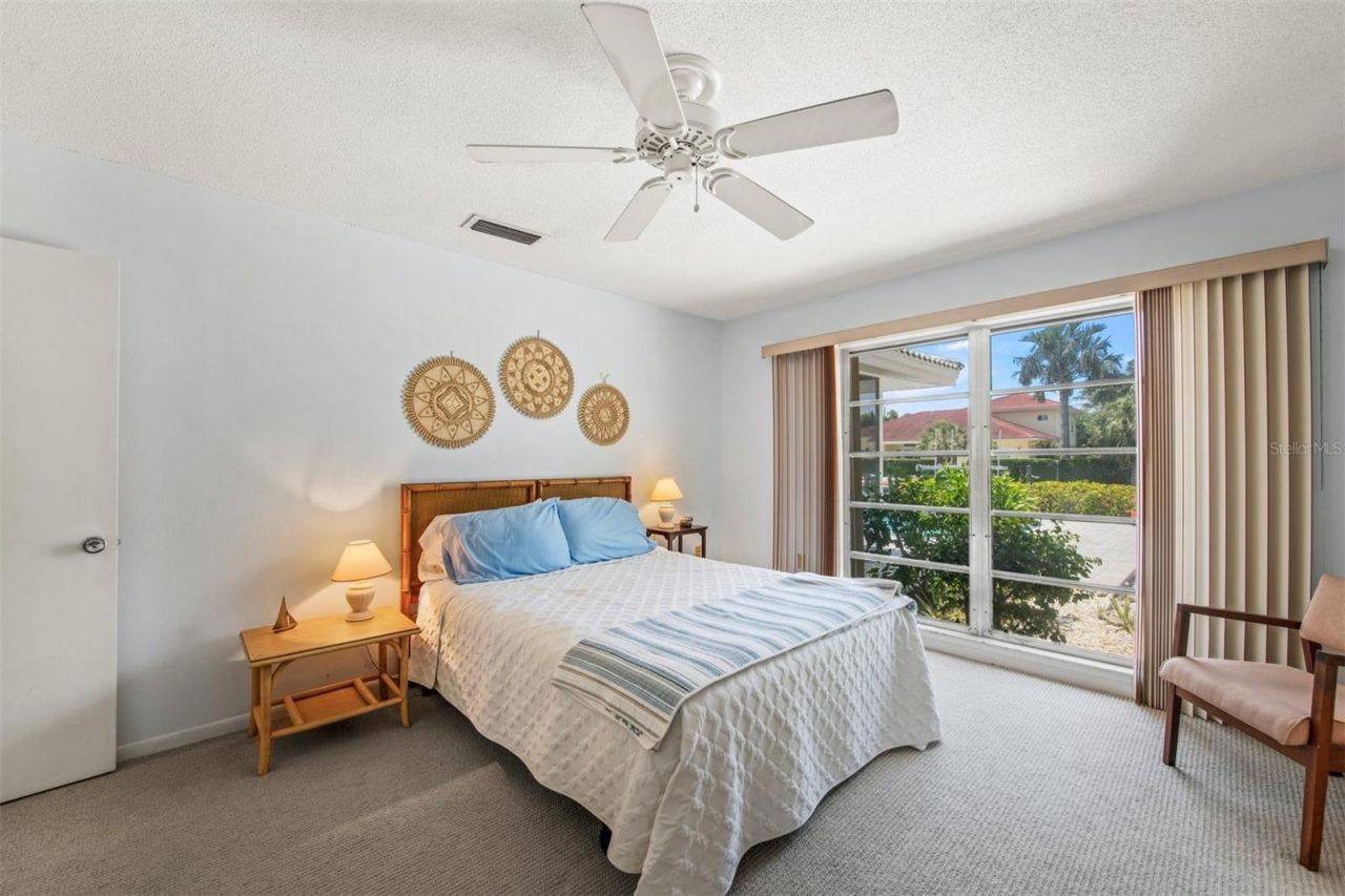 614 Gladstone Lane , Bradenton Beach, FL 34217 Photo