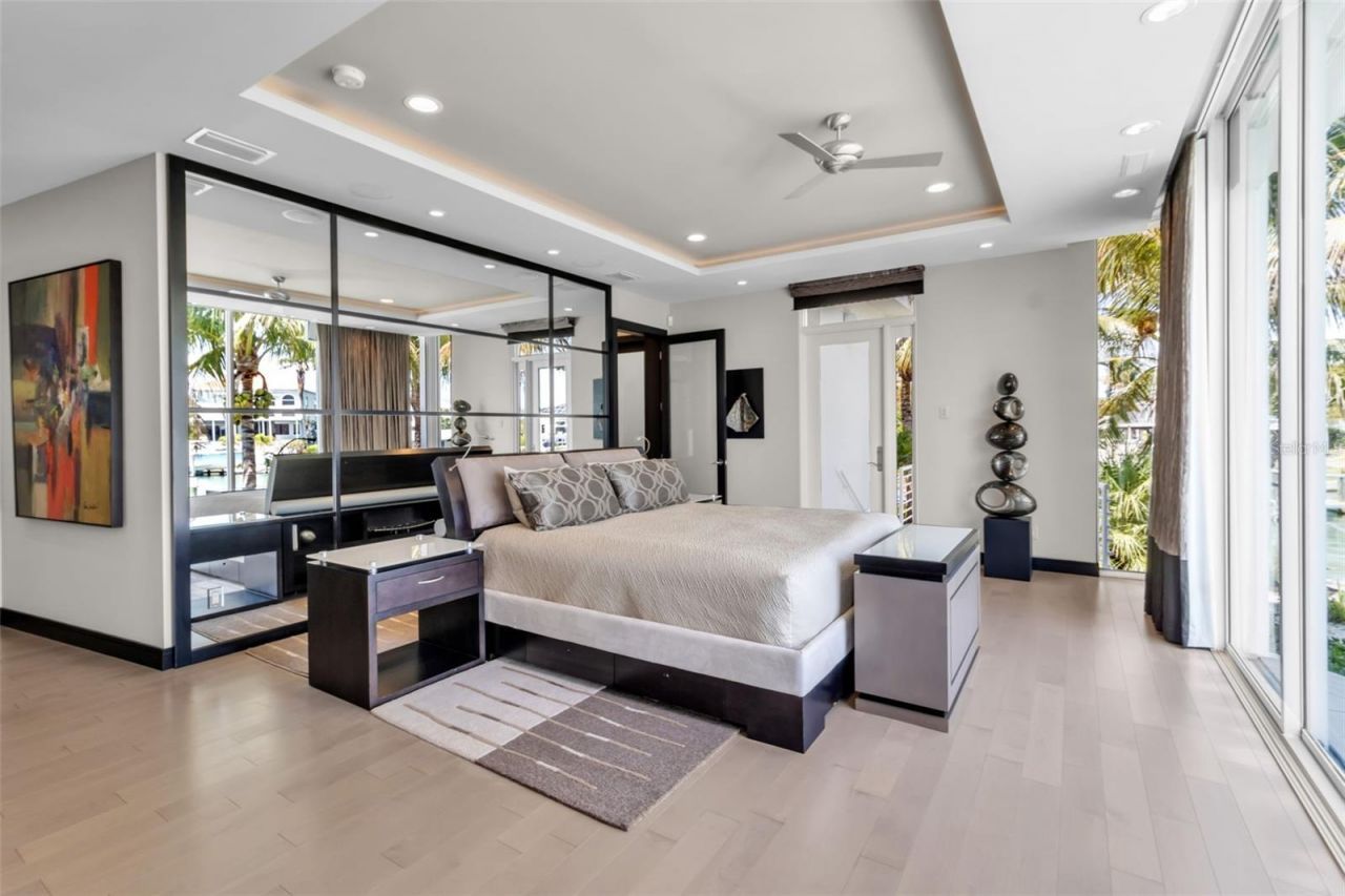 445 Mckinley Drive, Sarasota, FL 34236 Photo