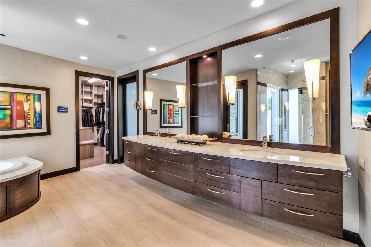 445 Mckinley Drive, Sarasota, FL 34236 Photo