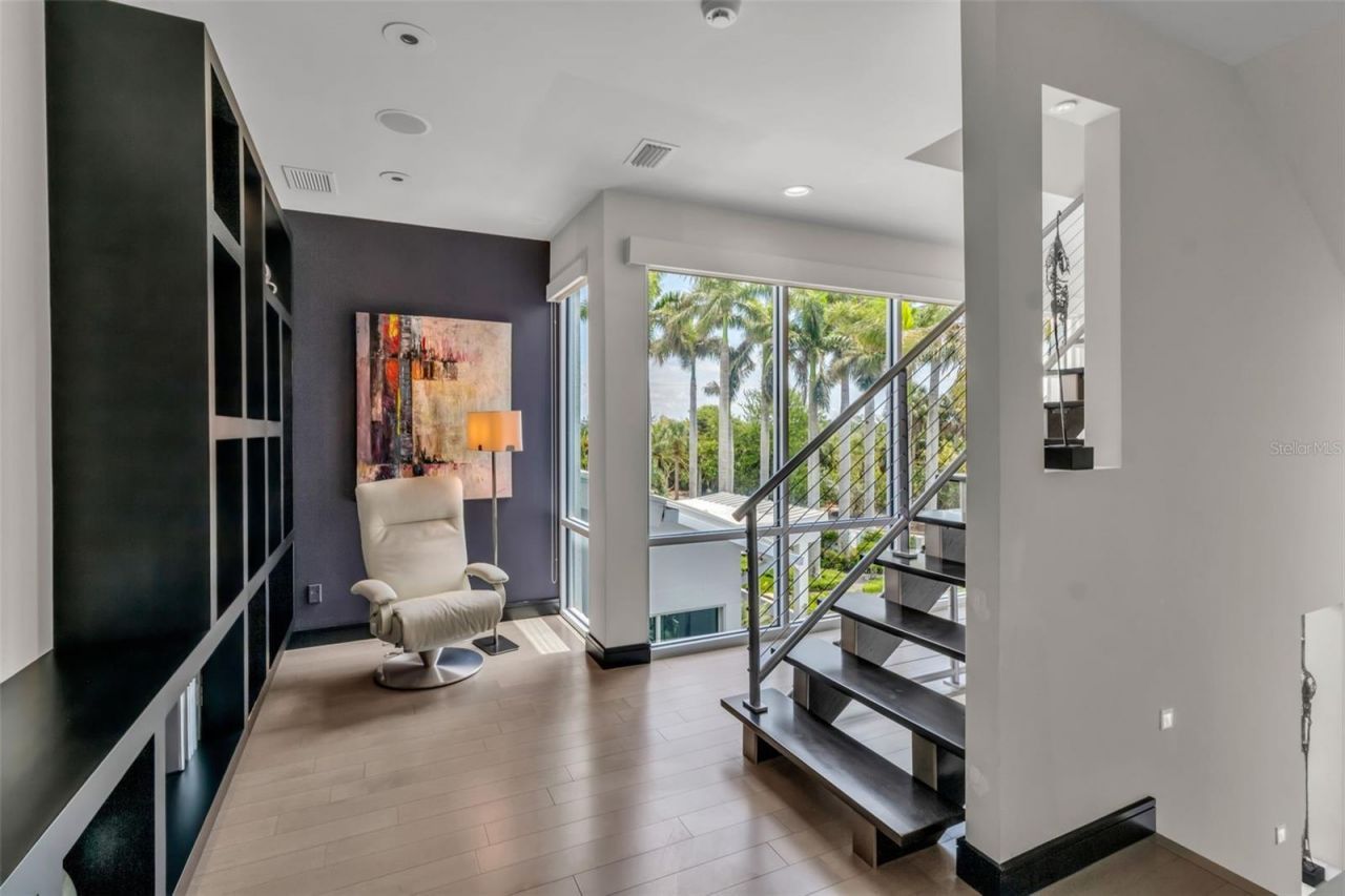 445 Mckinley Drive, Sarasota, FL 34236 Photo
