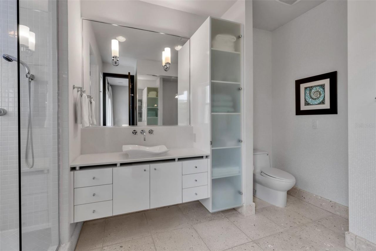 445 Mckinley Drive, Sarasota, FL 34236 Photo