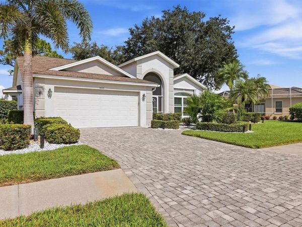 8945 WHITEMARSH AVENUE, SARASOTA, FL 34238