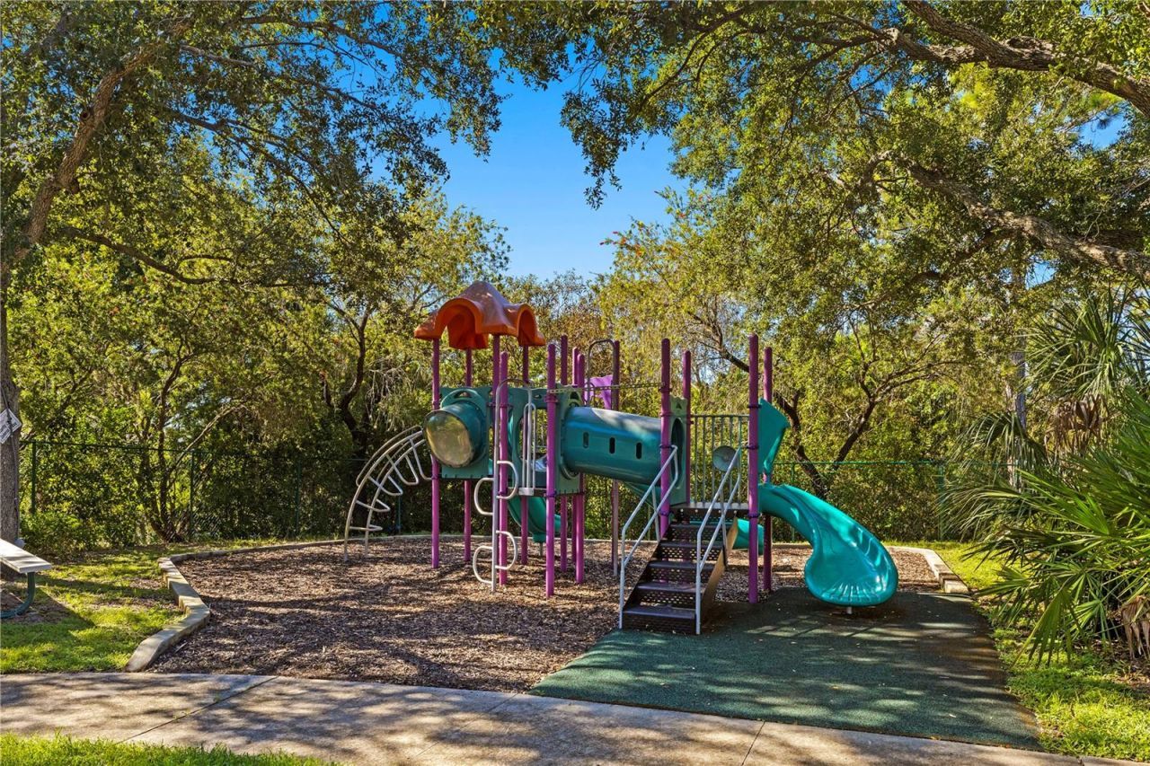 5064 Creekside Trail , Sarasota, FL 34243 Photo