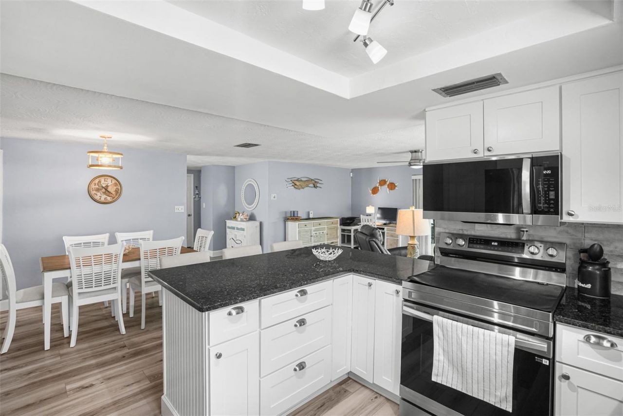 4916 Pompano Drive, New Port Richey, FL 34652 Photo