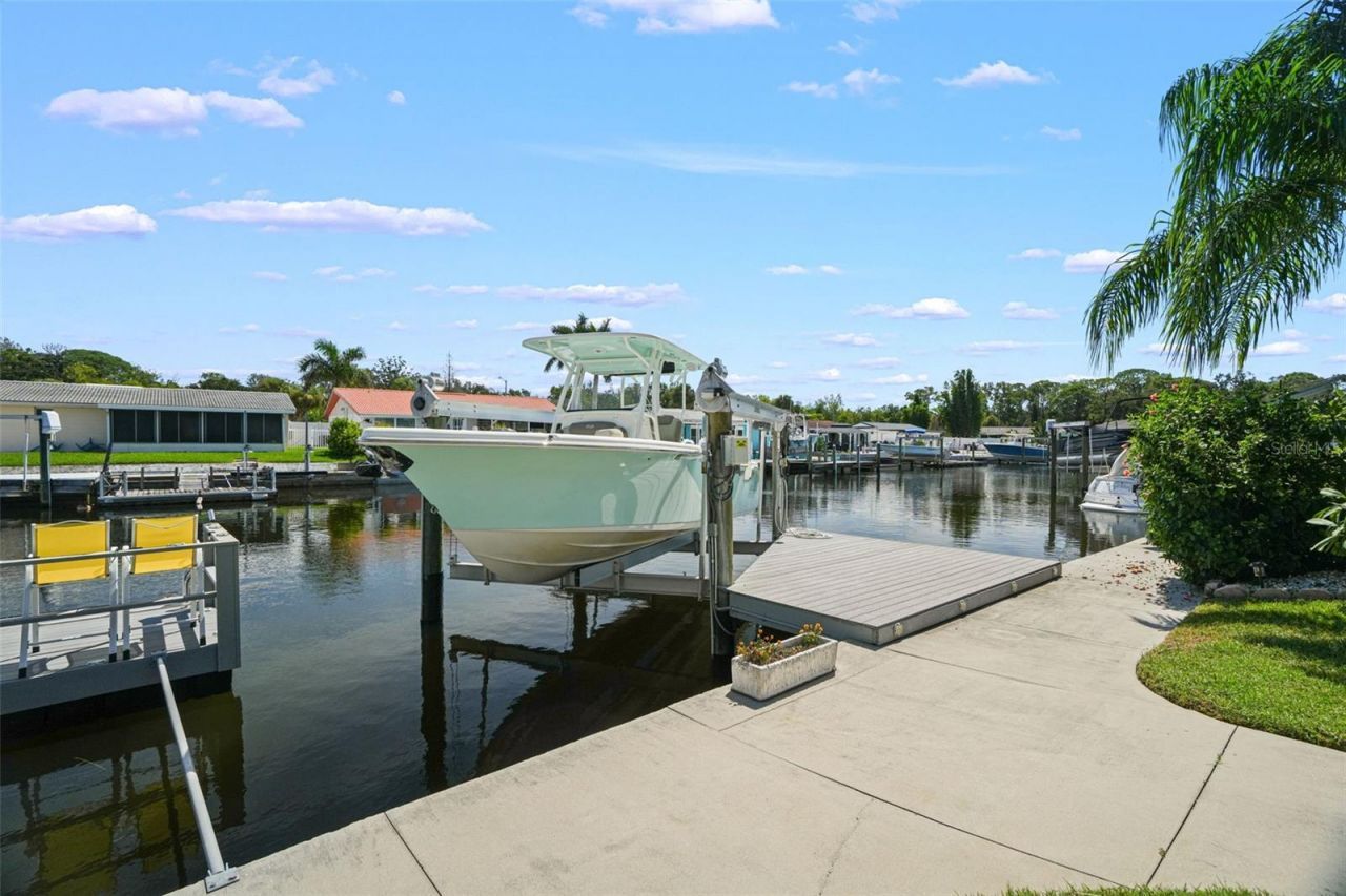 4916 Pompano Drive, New Port Richey, FL 34652 Photo