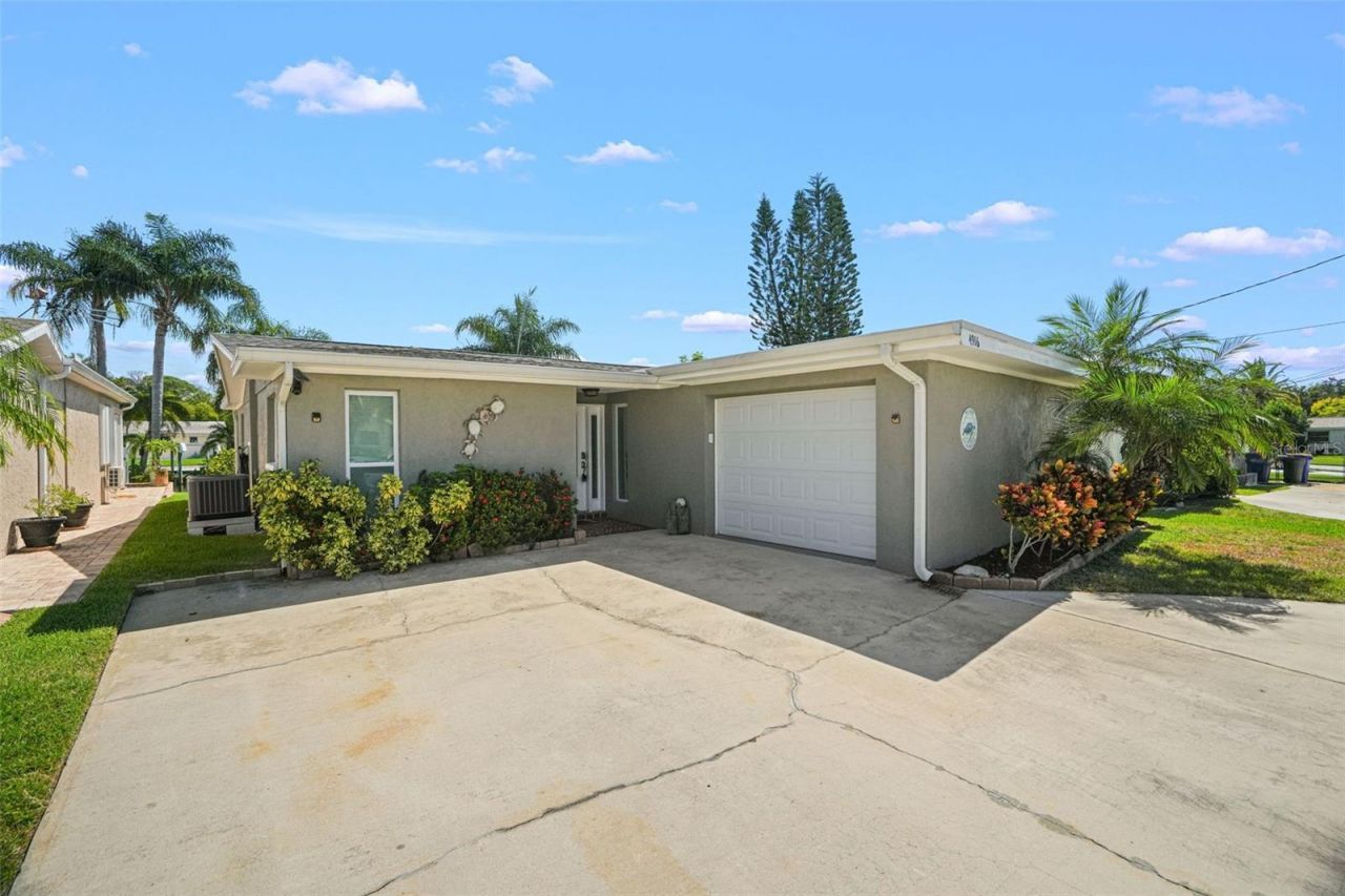 4916 Pompano Drive, New Port Richey, FL 34652 Photo